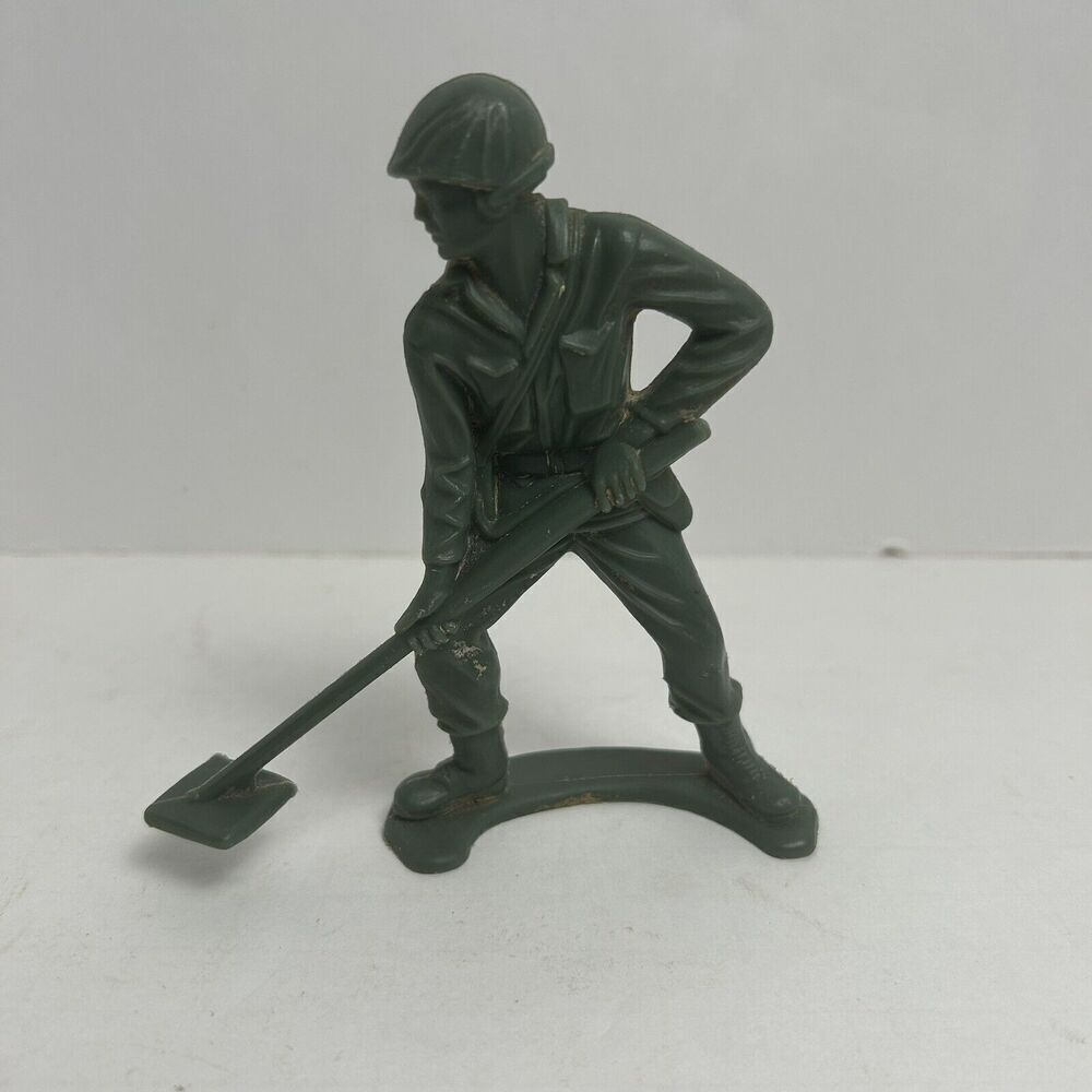 Vintage TIM-MEE TOYS large toy soldier figure green 5 Inches Made In USA